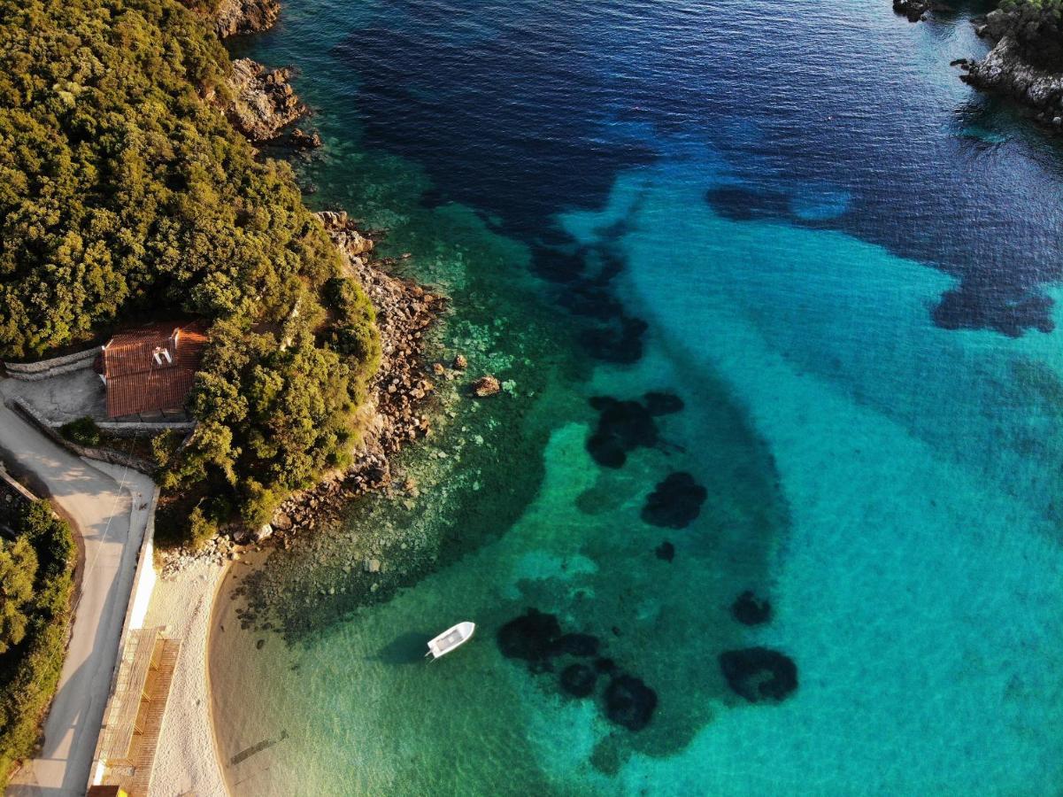 Prima Vista Beachfront Boutique Hotel Syvota Exterior photo